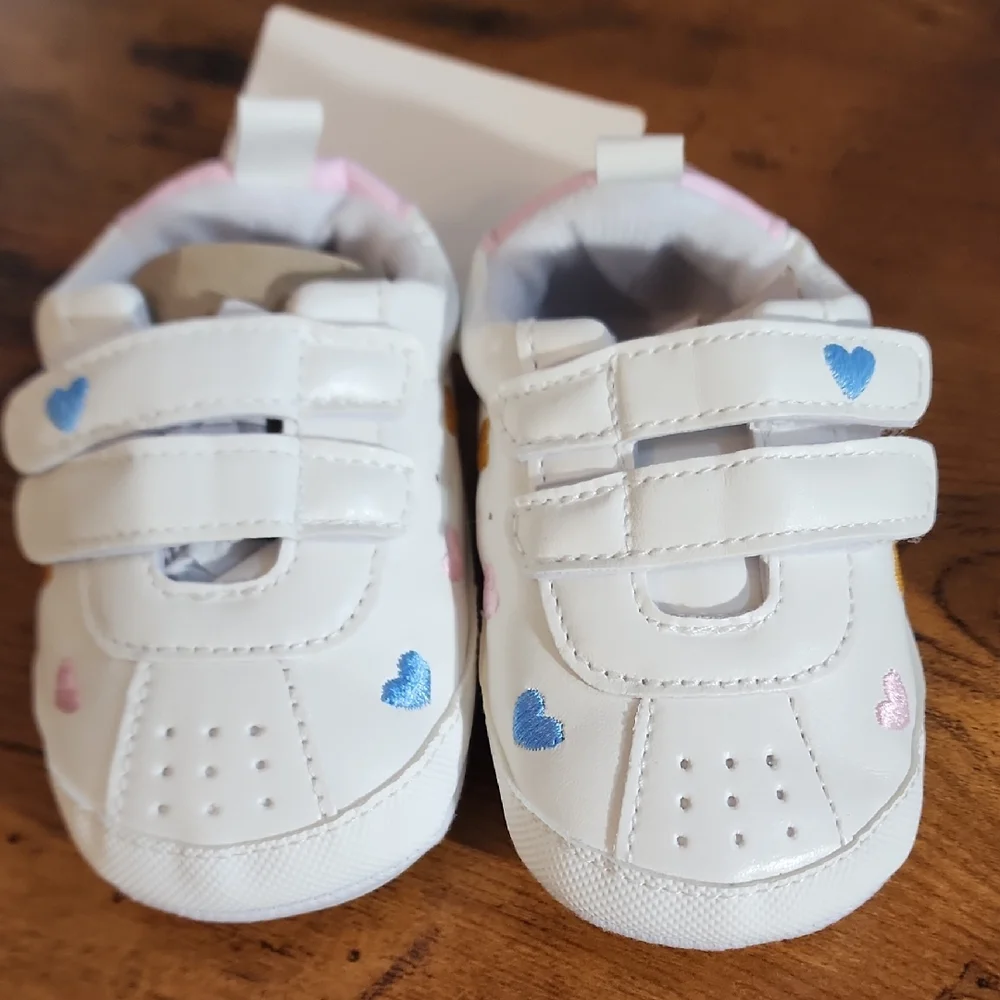 White and Blue Heart Baby Shoes Unisex Pu Leather Anti Slip Soft Soled Crawing